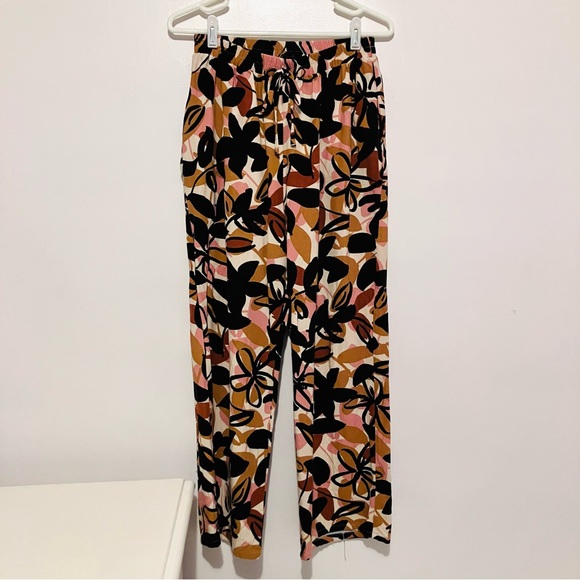 Tulléa Floral Pattern Wide Leg Pants - Size Medium - Picture 1 of 3